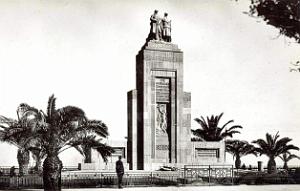 FM aa- 027- Monument aux morts